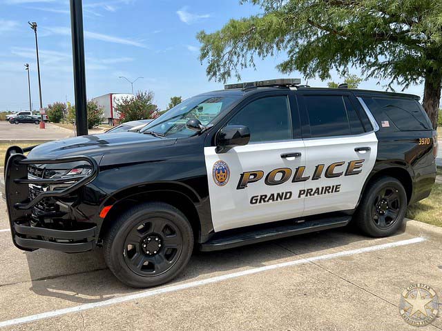 Handcuffed suspect steals police SUV, crashes it in North Texas chase, cops say